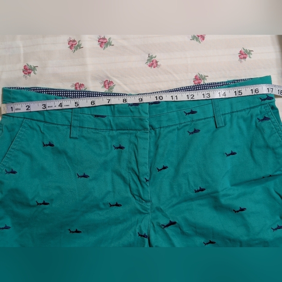 British Khaki Green Bermudas Lightweight Cotton - Picture 3 of 7